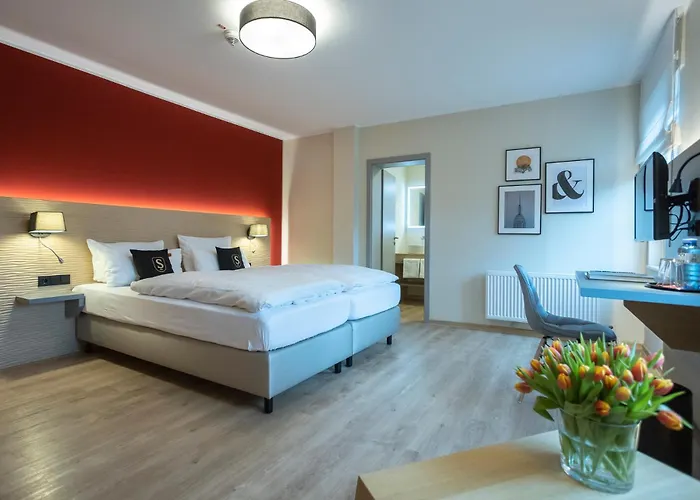 Der Stahlberg & Restaurant Hotel *